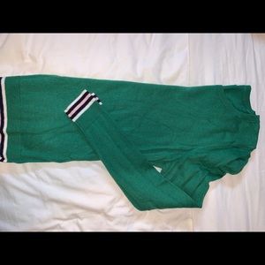 Green Old Navy sweater